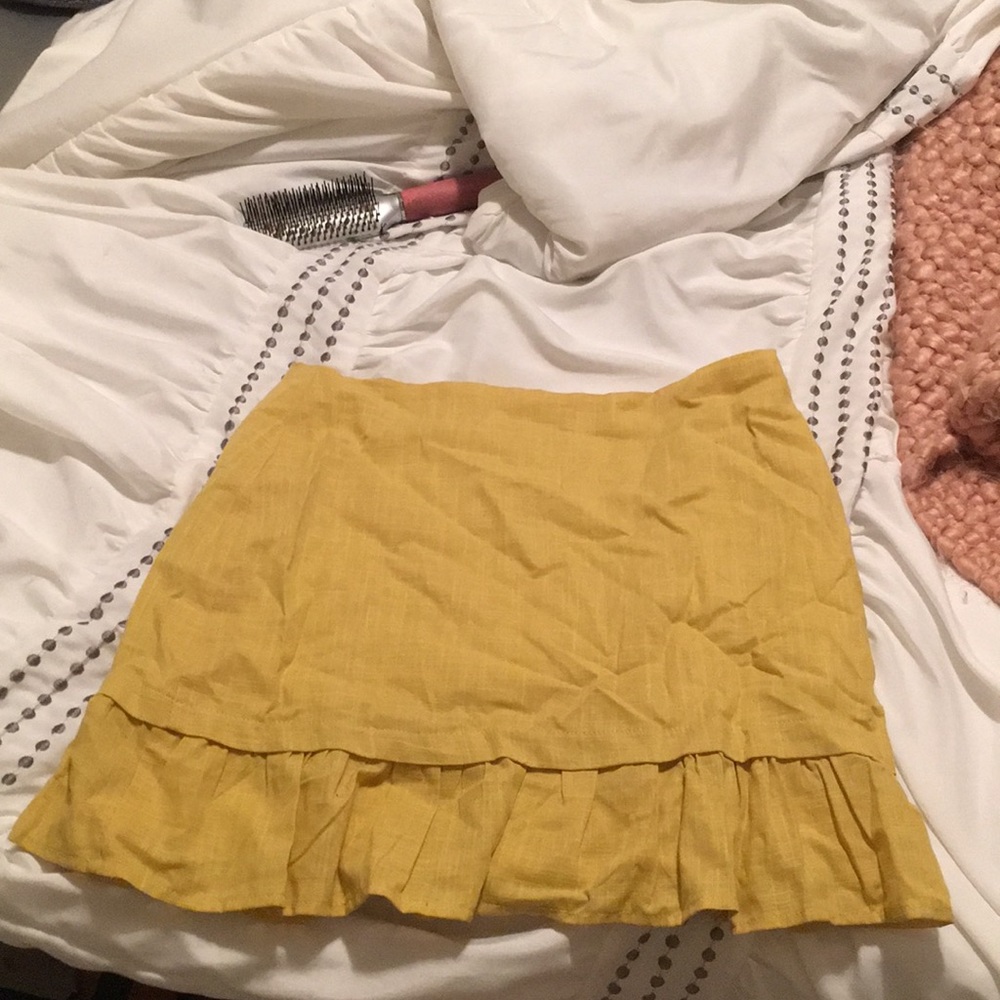 Mustard skirt